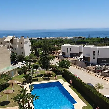 דירה Corner Sea View Penthouse With 95m² Terraces