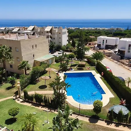 דירה Corner Sea View Penthouse With 95m² Terraces